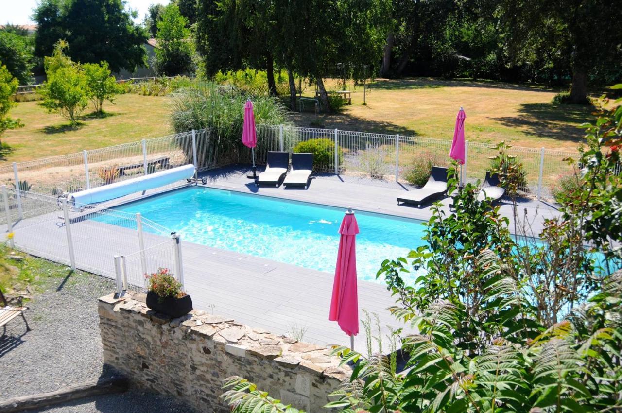 Hôtel Le Logis De La Venerie à Olonne-sur-Mer Extérieur photo
